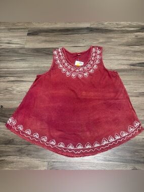 Sleeveless Embroidered Tunic Top - Red